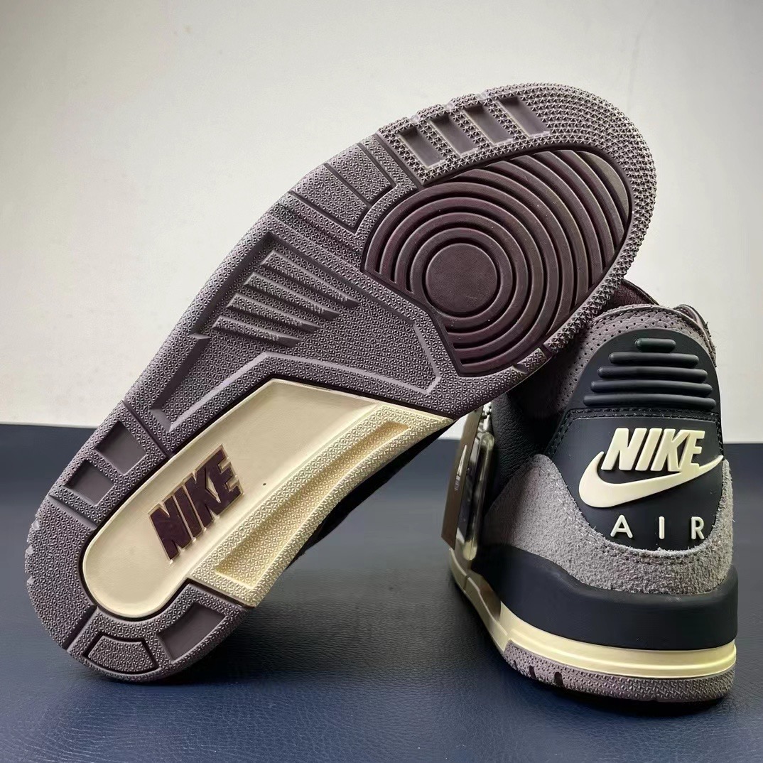 NIKE Air Jordan 3
