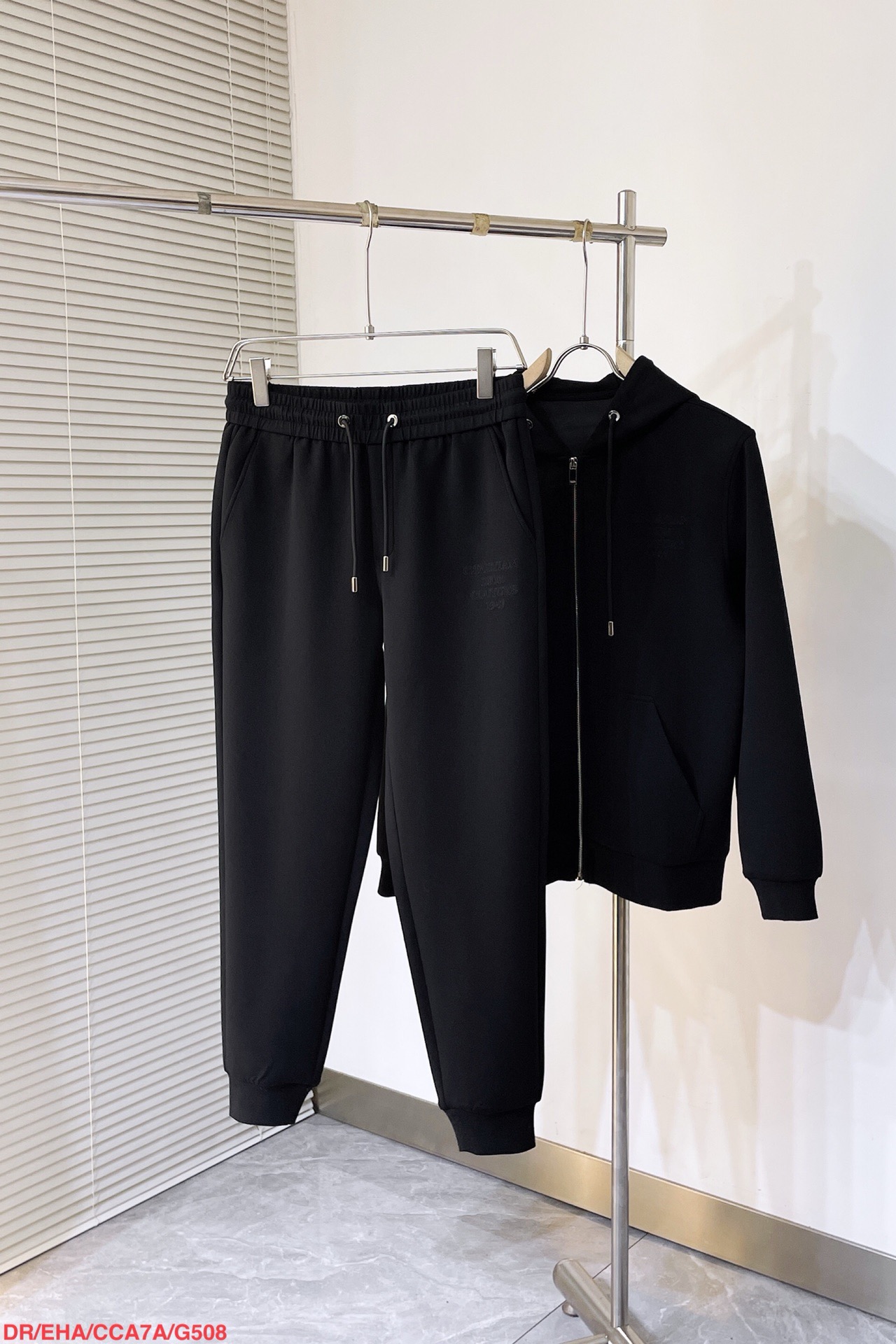 Men suits Top Quality