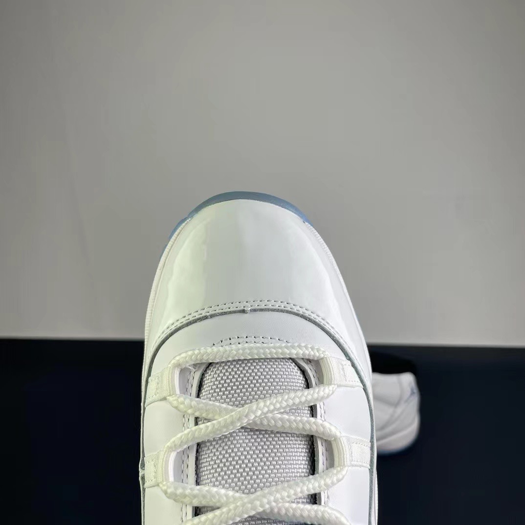 NIKE Air Jordan 11()