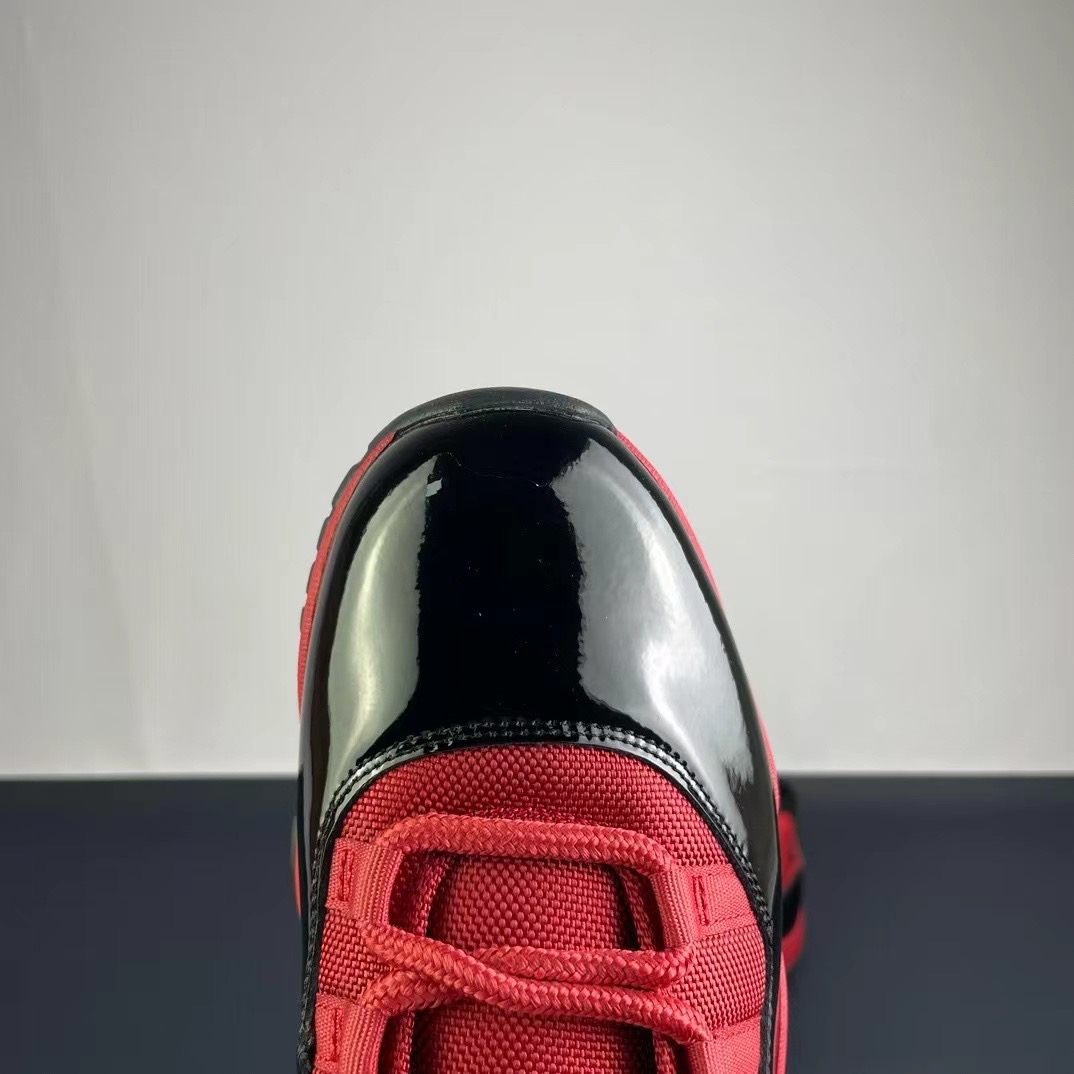 NIKE Air Jordan 11()