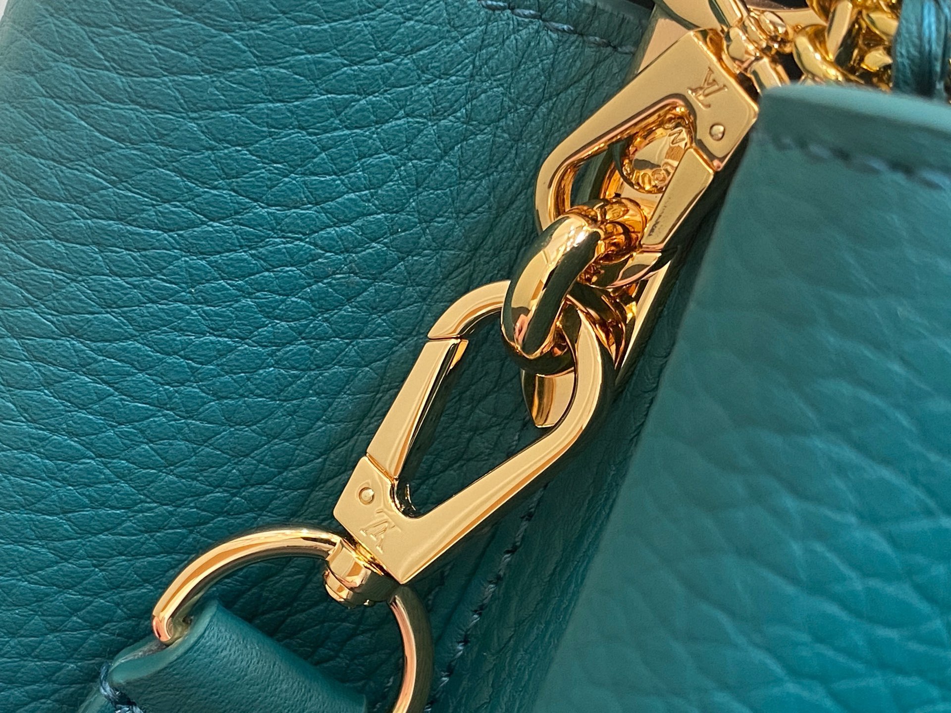 L*ouis V*uitton Top Bag