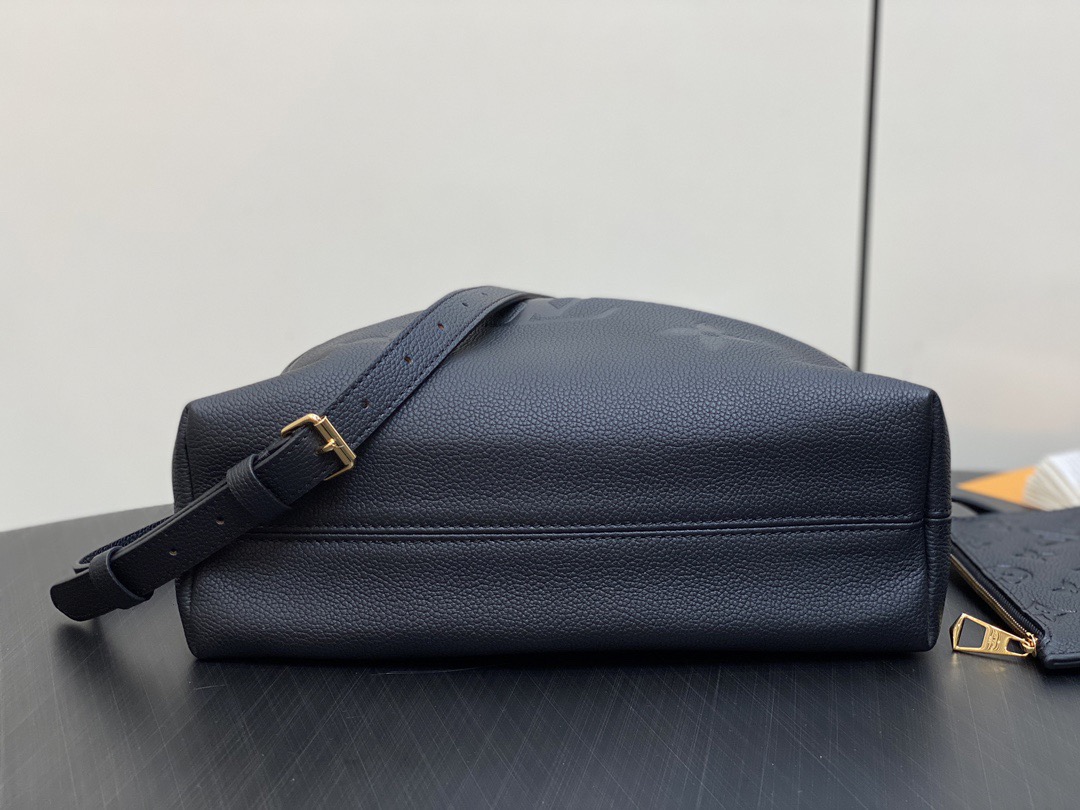 L*ouis V*uitton Top Bag