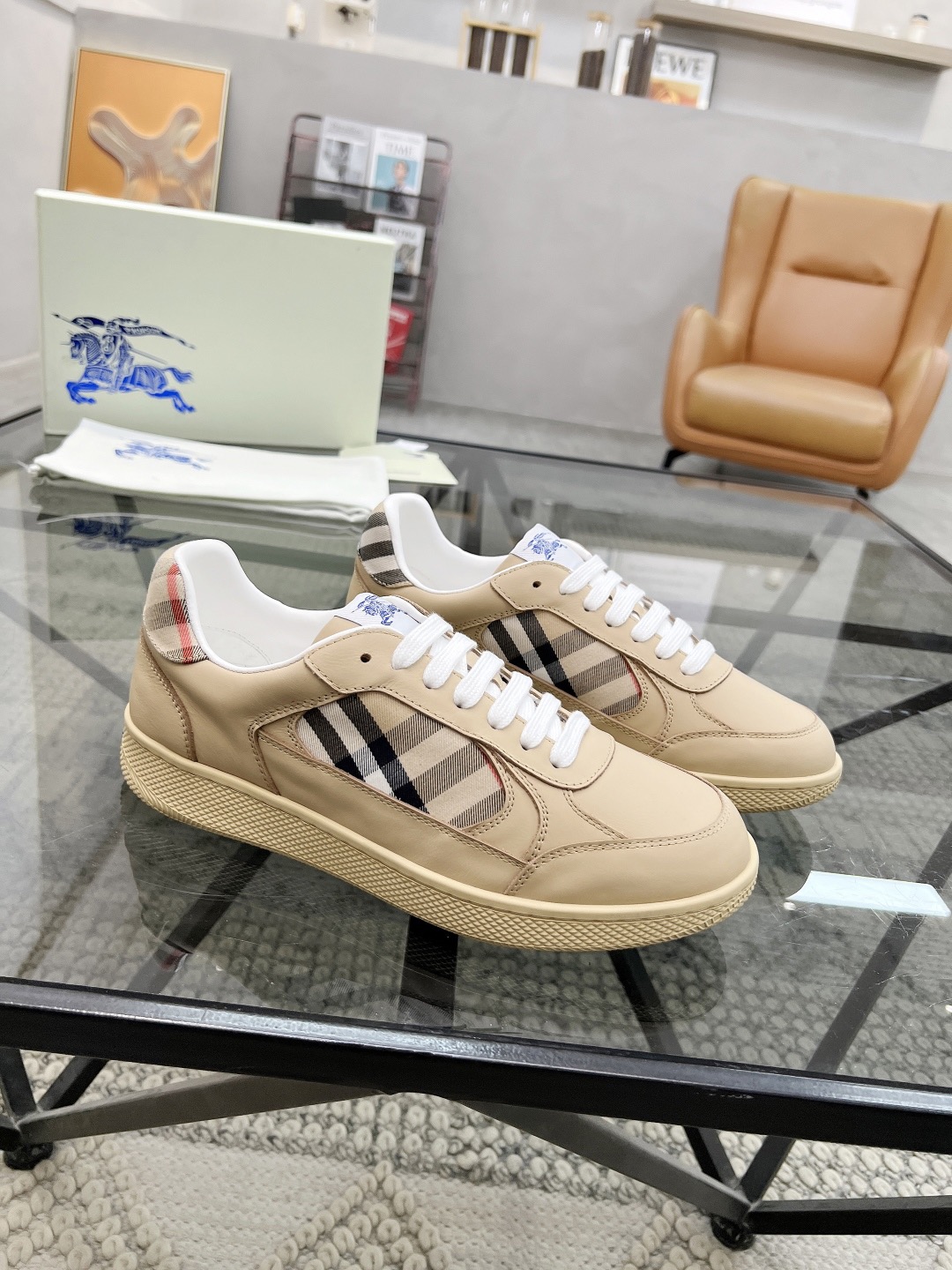 Men B*rberry Sneaker ()