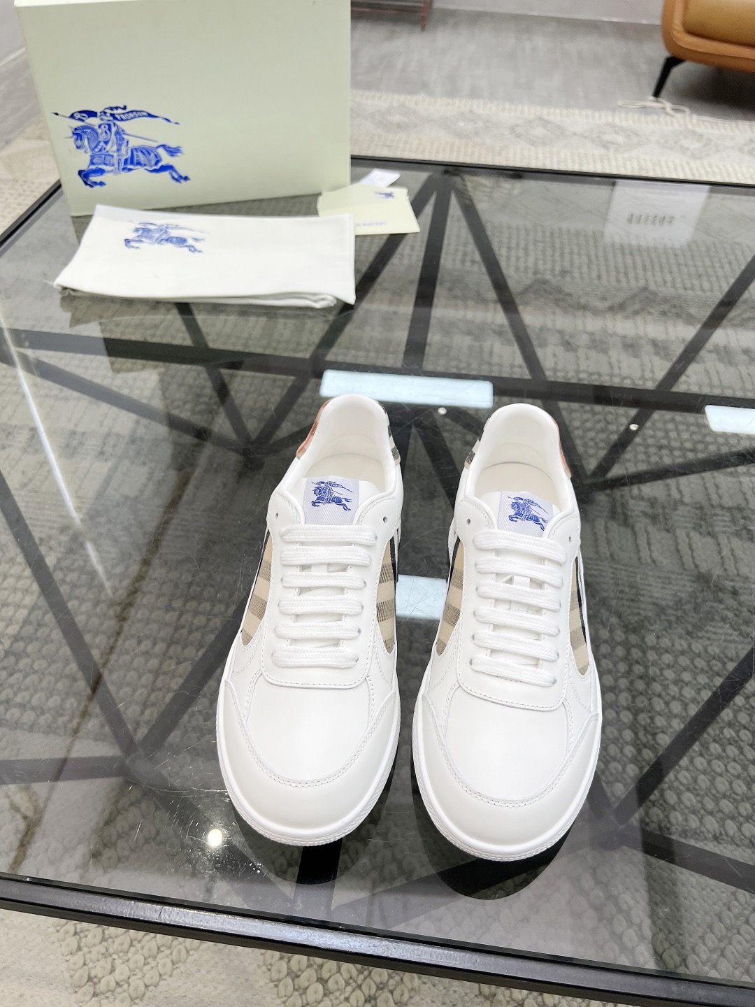 Men B*rberry Sneaker （）