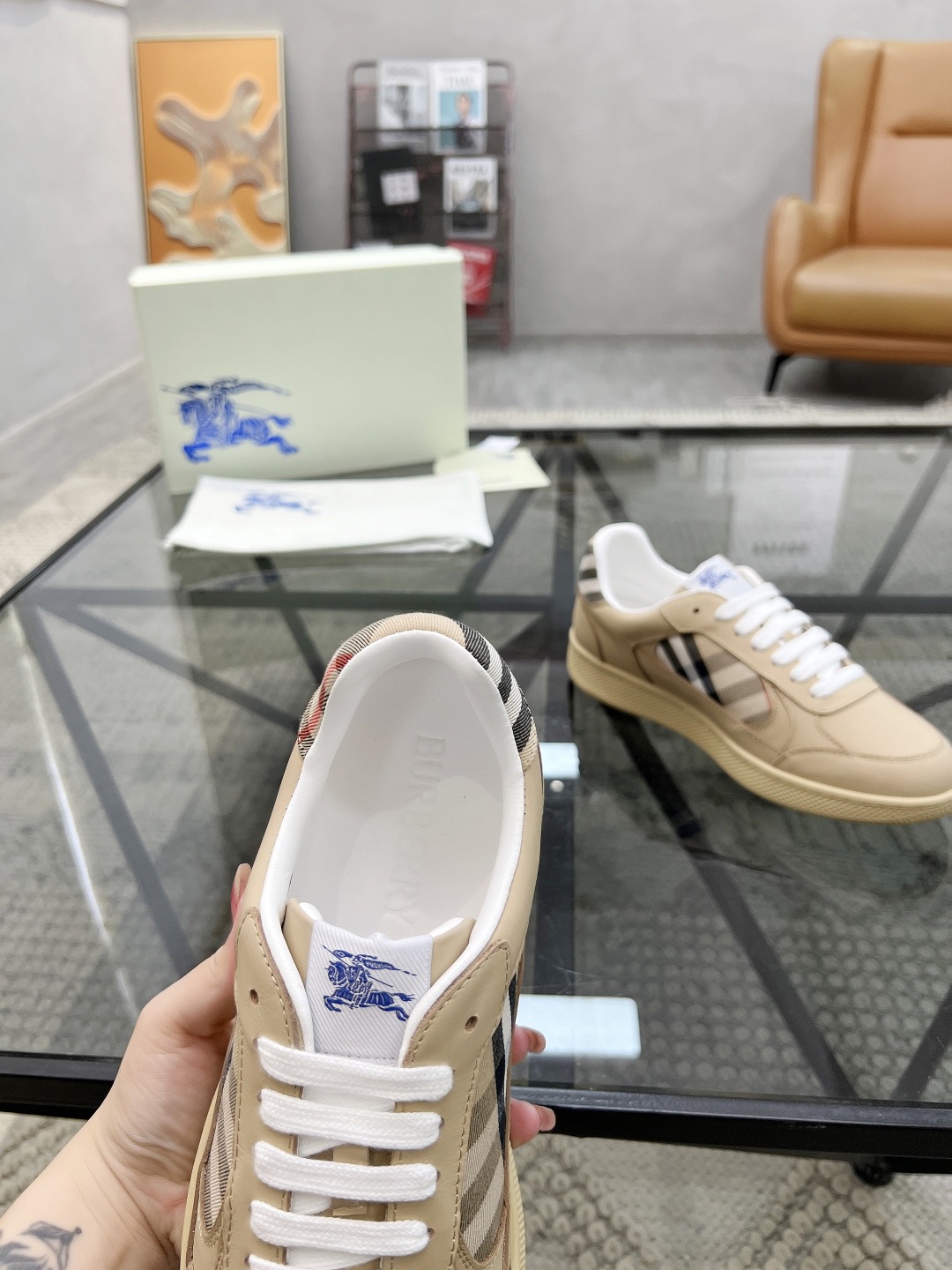 Men B*rberry Sneaker ()