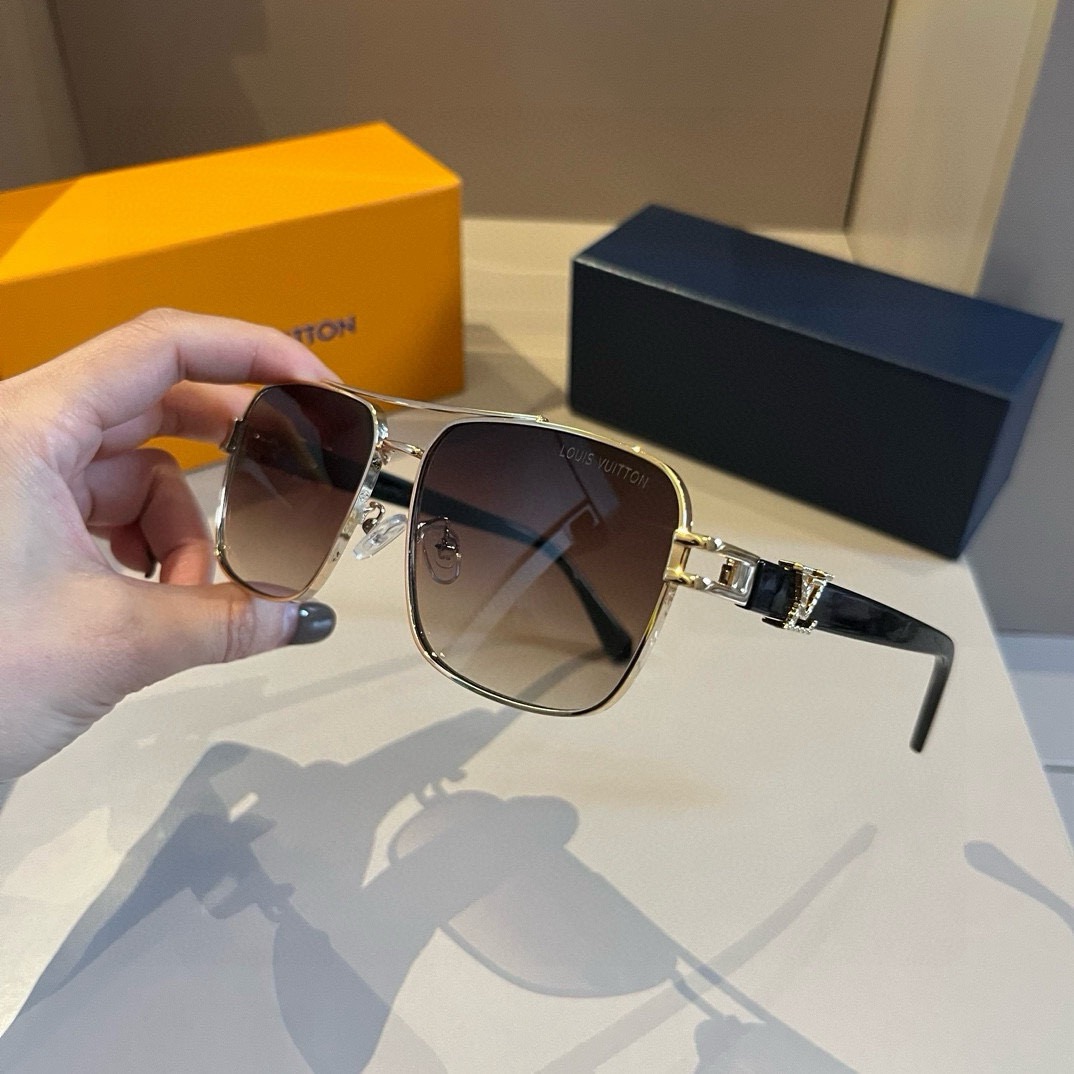 L*ouis V*uitton Glasses