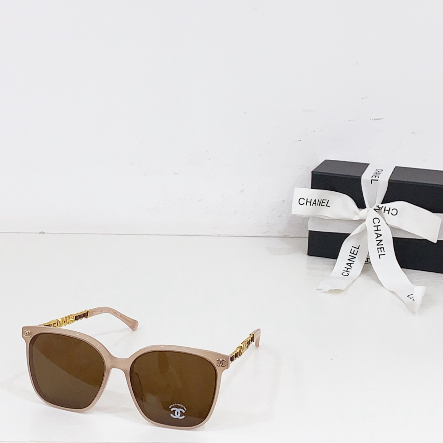 Top Quality C*hanel Glasses