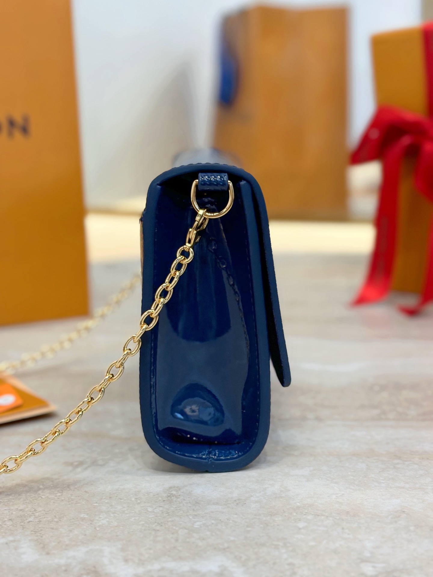 L*ouis V*uitton Top Bag