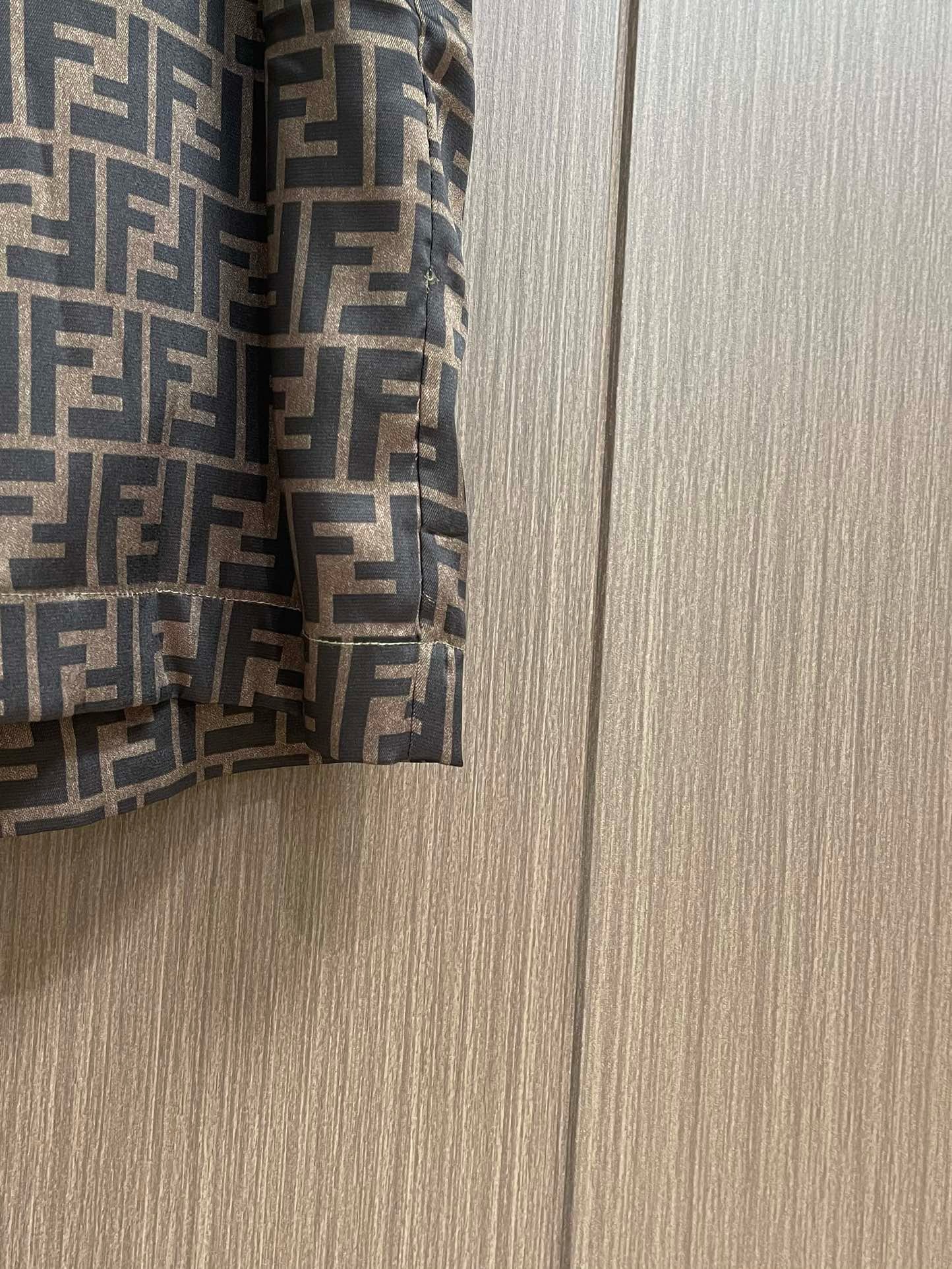 Men suits Top Quality