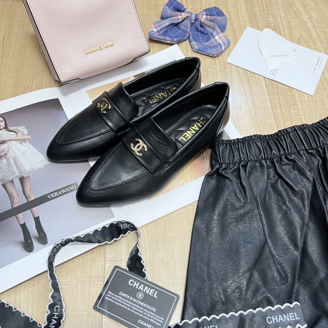 Women Top Quality C*hanel shoes