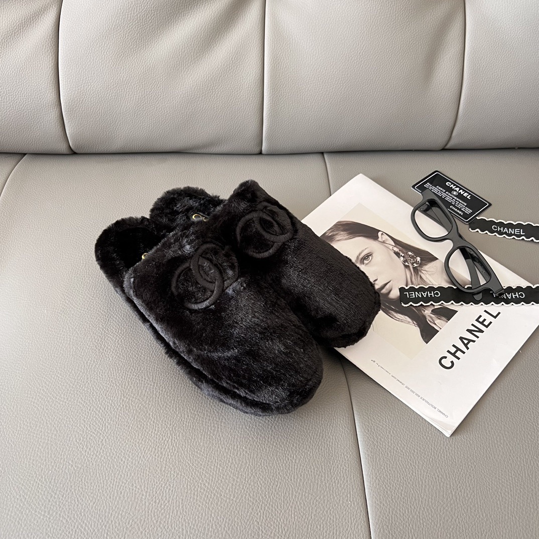 Women Top Quality C*hanel shoes