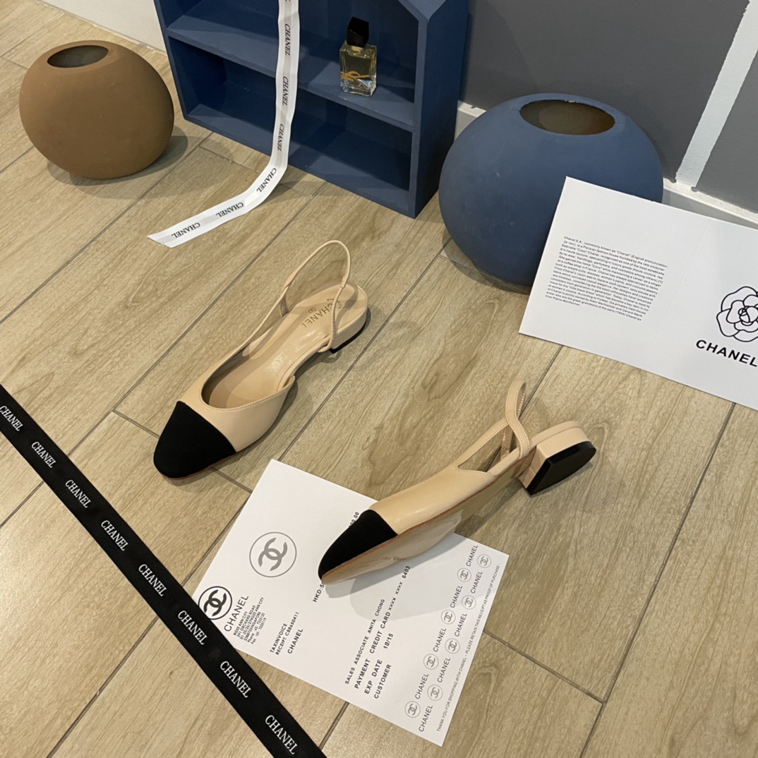 Women Top Quality C*hanel shoes