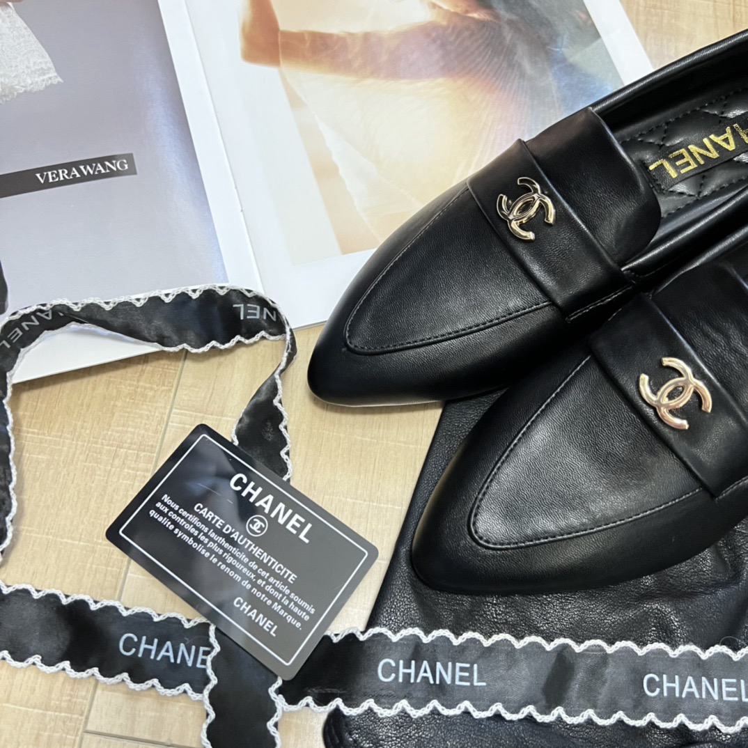 Women Top Quality C*hanel shoes