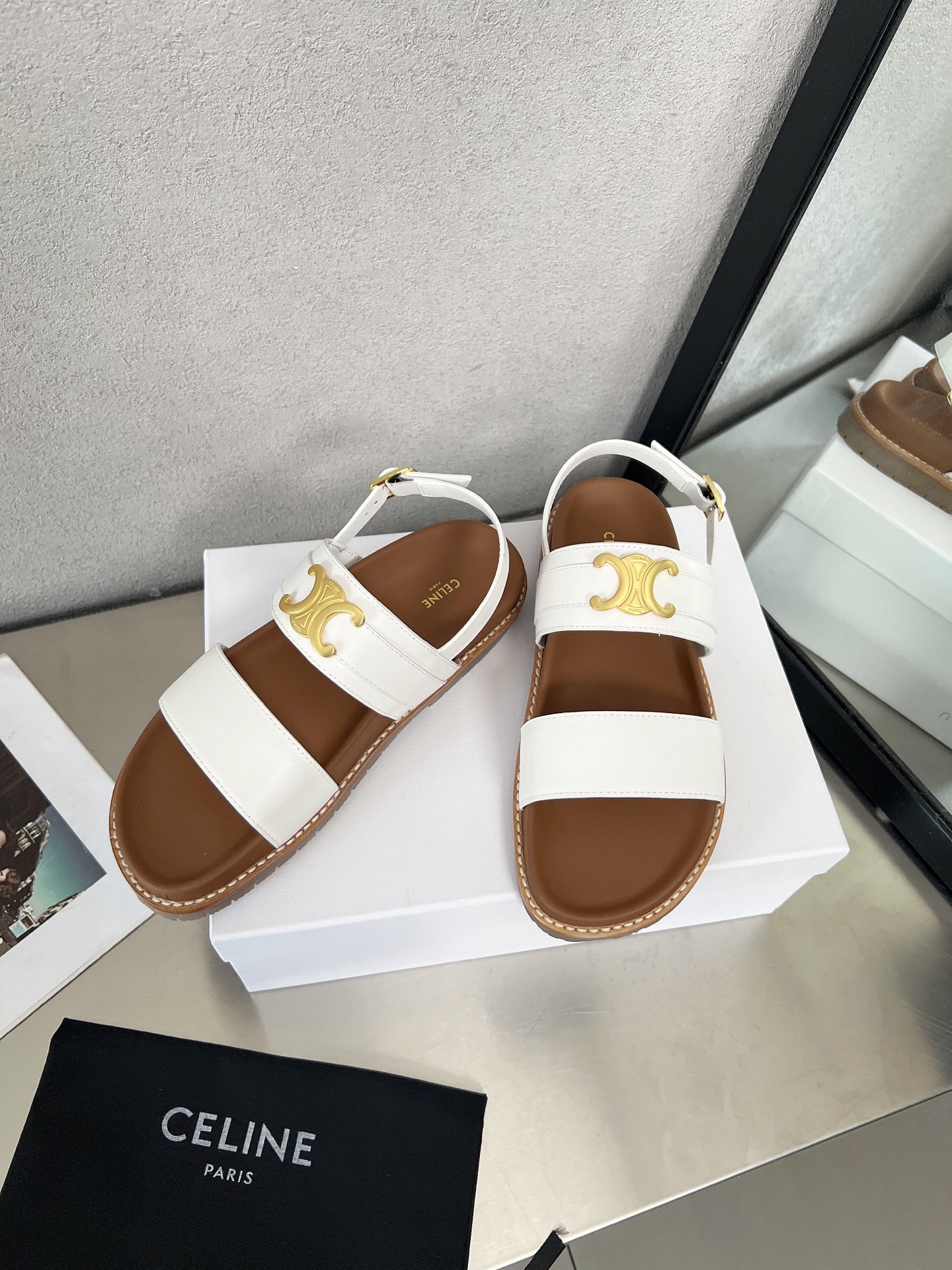 Women Top Quality C*eline shoes