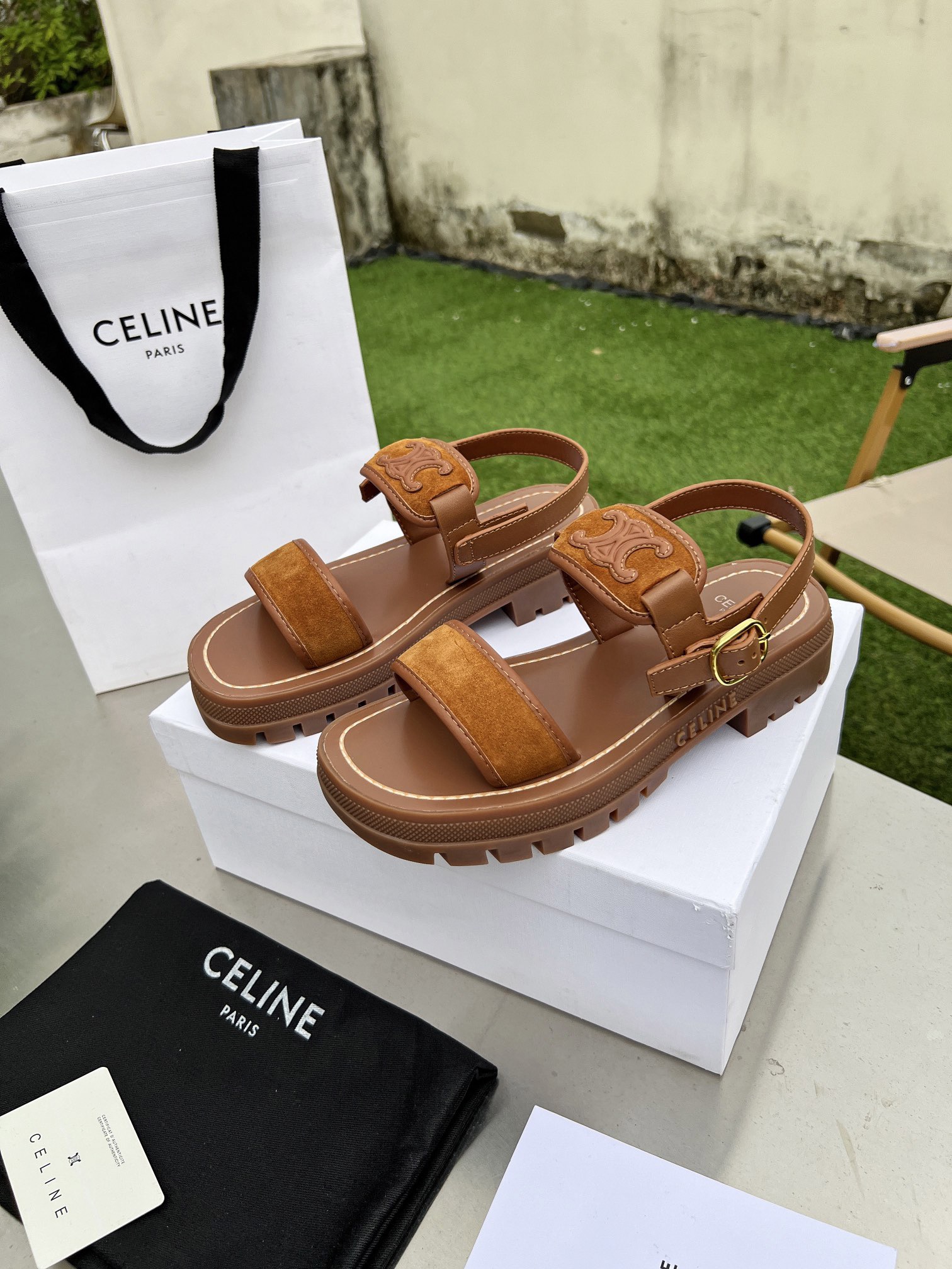 Women Top Quality C*eline shoes
