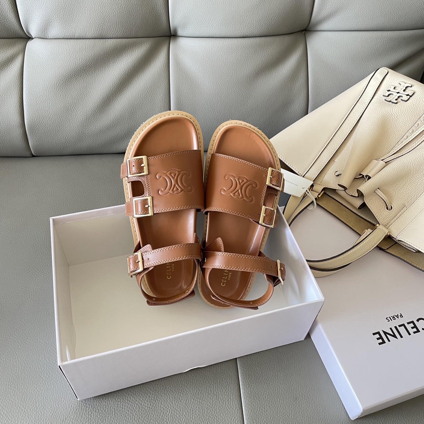 Women Top Quality C*eline shoes