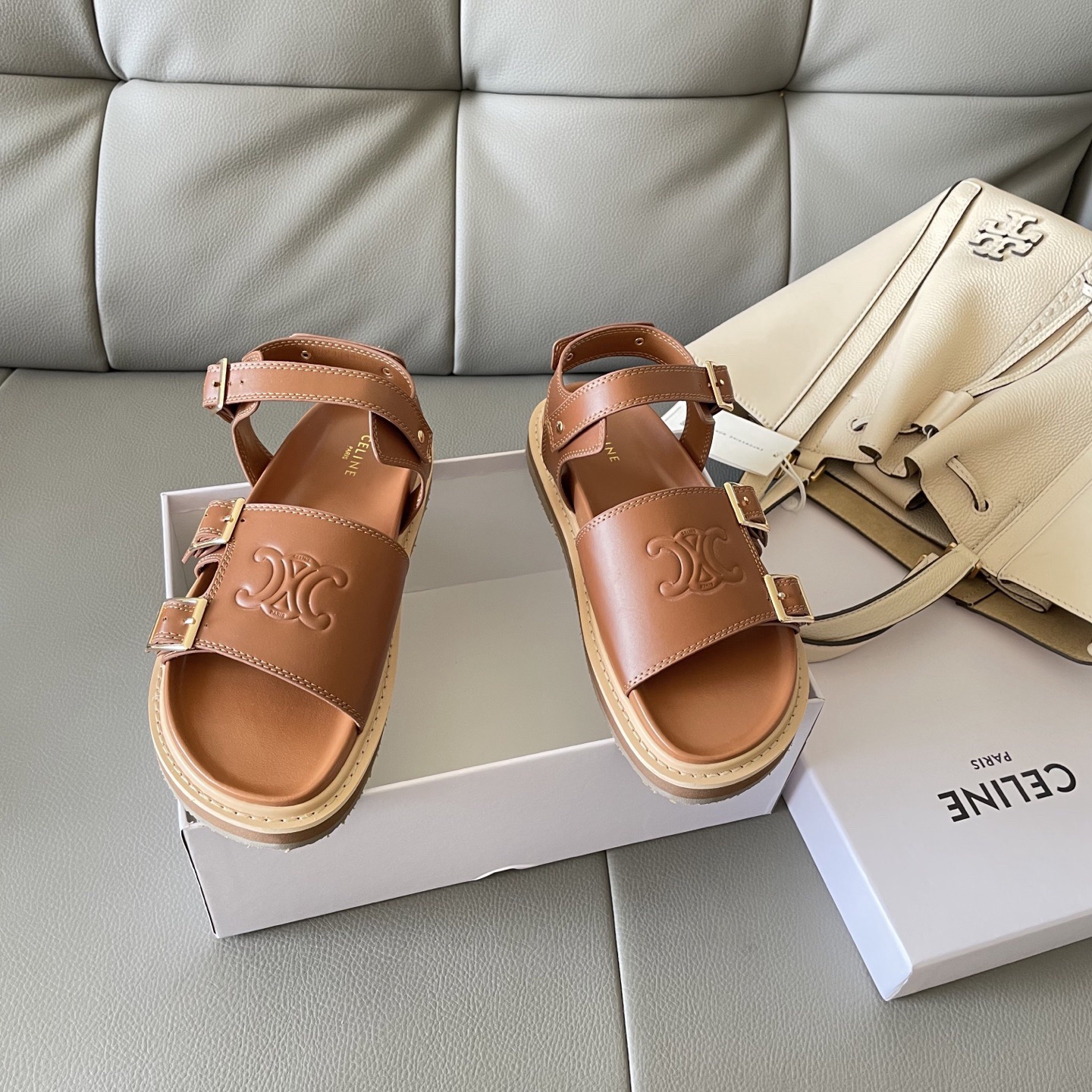 Women Top Quality C*eline shoes