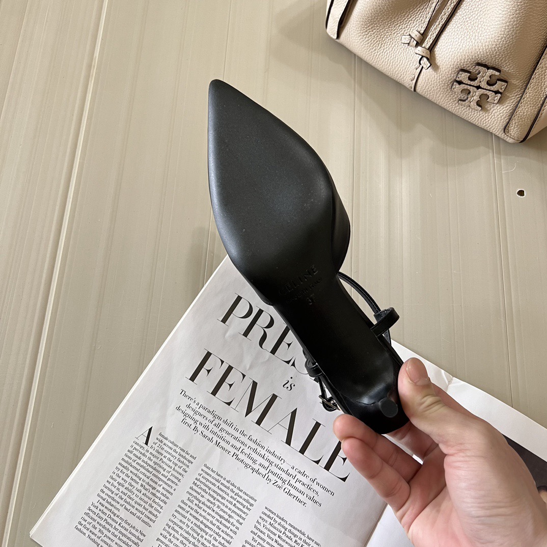 Women Top Quality C*eline shoes