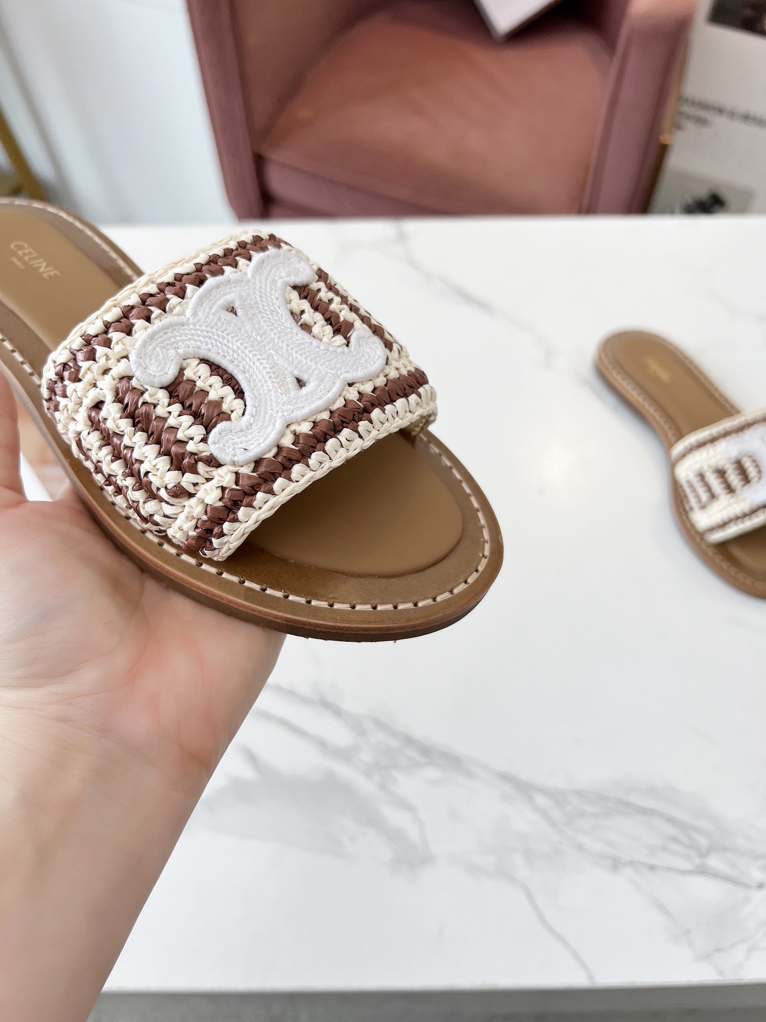 Women Top Quality C*eline shoes