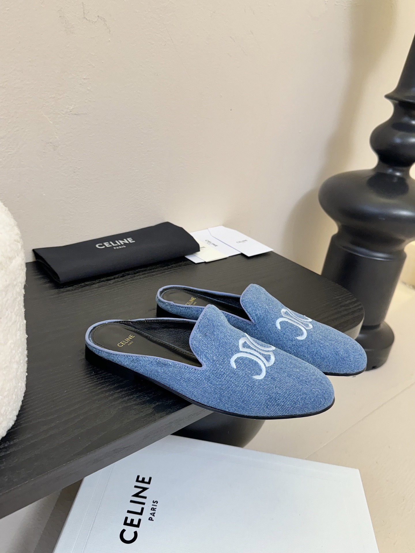 Women Top Quality C*eline shoes