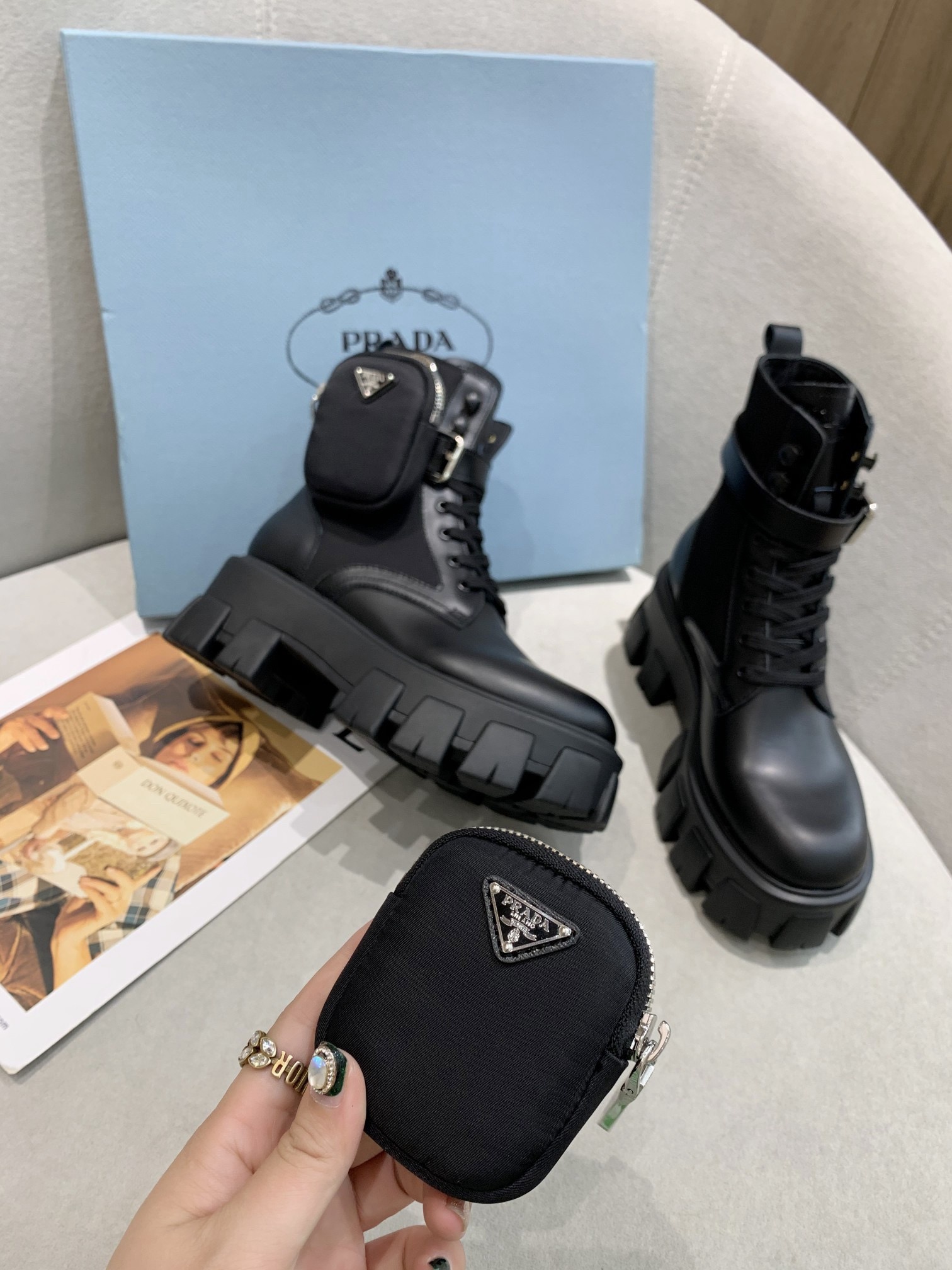 Women Men Top Quality P*rada shoes