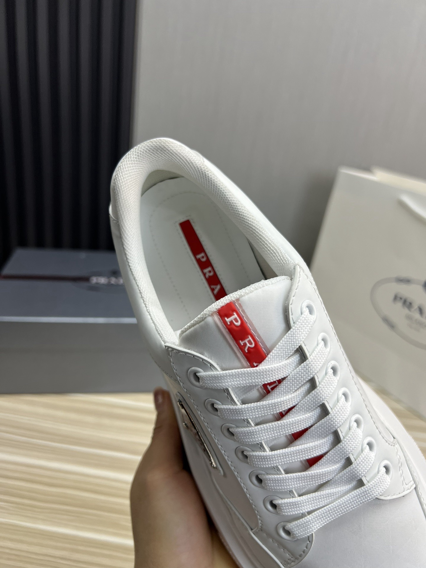 Women Men Top Quality P*rada shoes