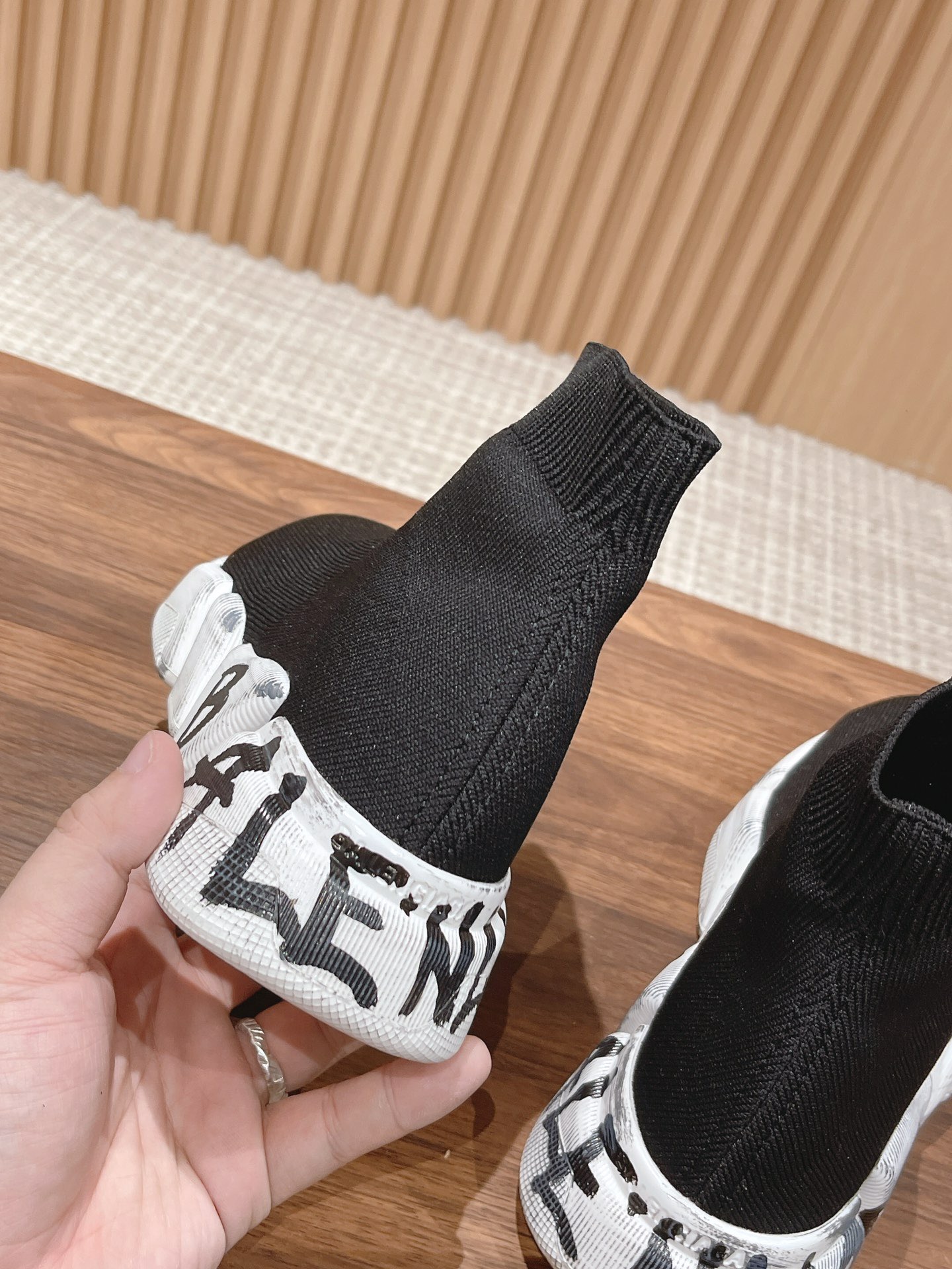 Men Women size 35-45 A*lexander M*cqueen Sneaker Top Quality 1:1