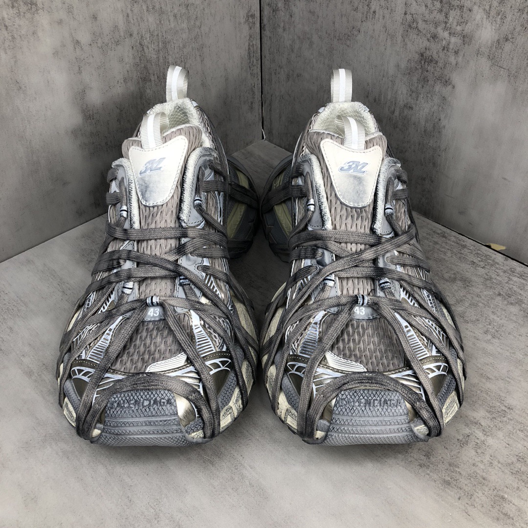 WOMEN SIZE 35-39 Men SIZE 39-45 B*alenciaga Sneaker Top quality 1:1